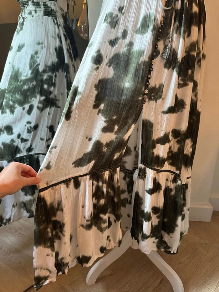 Robe longue kaki et blanc dos nu modèle chica taille S - Goa Paris - photo numéro 8