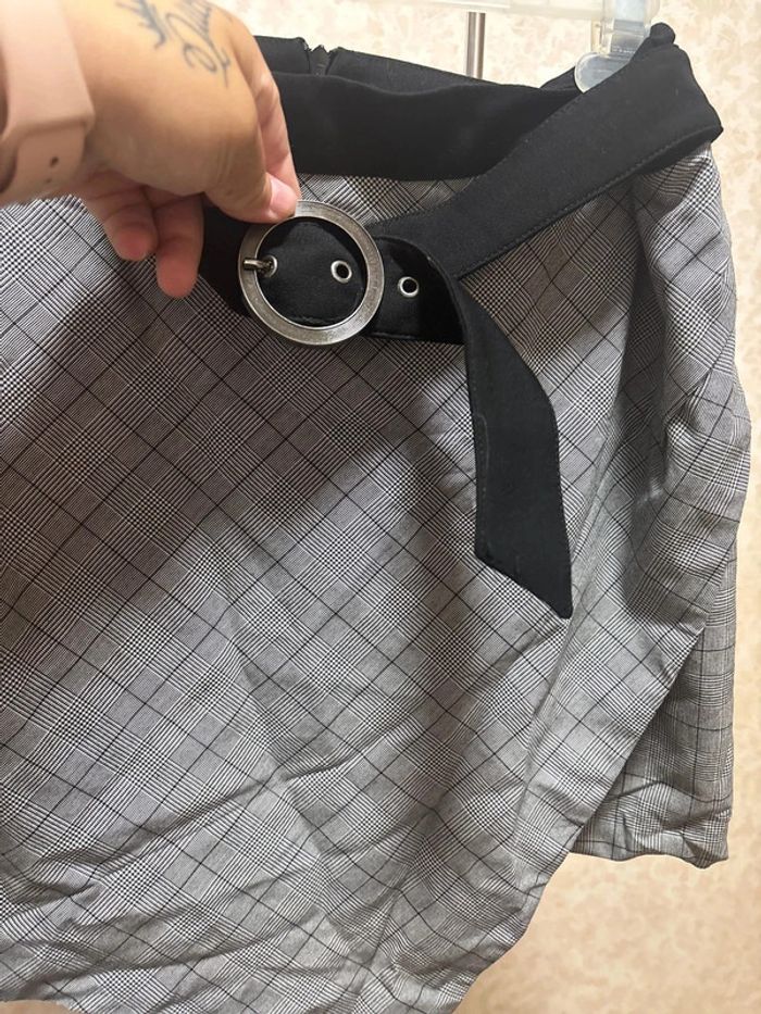 Jupe courte taille 38 marque Morgan de toi - photo numéro 2