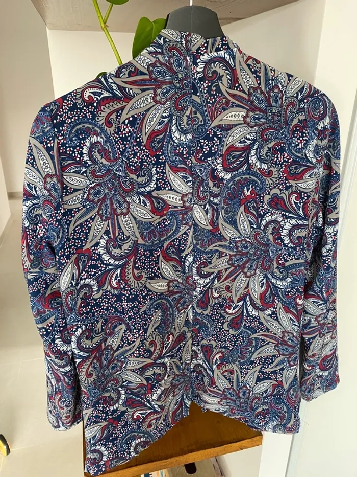 Veste fleurie - photo numéro 2