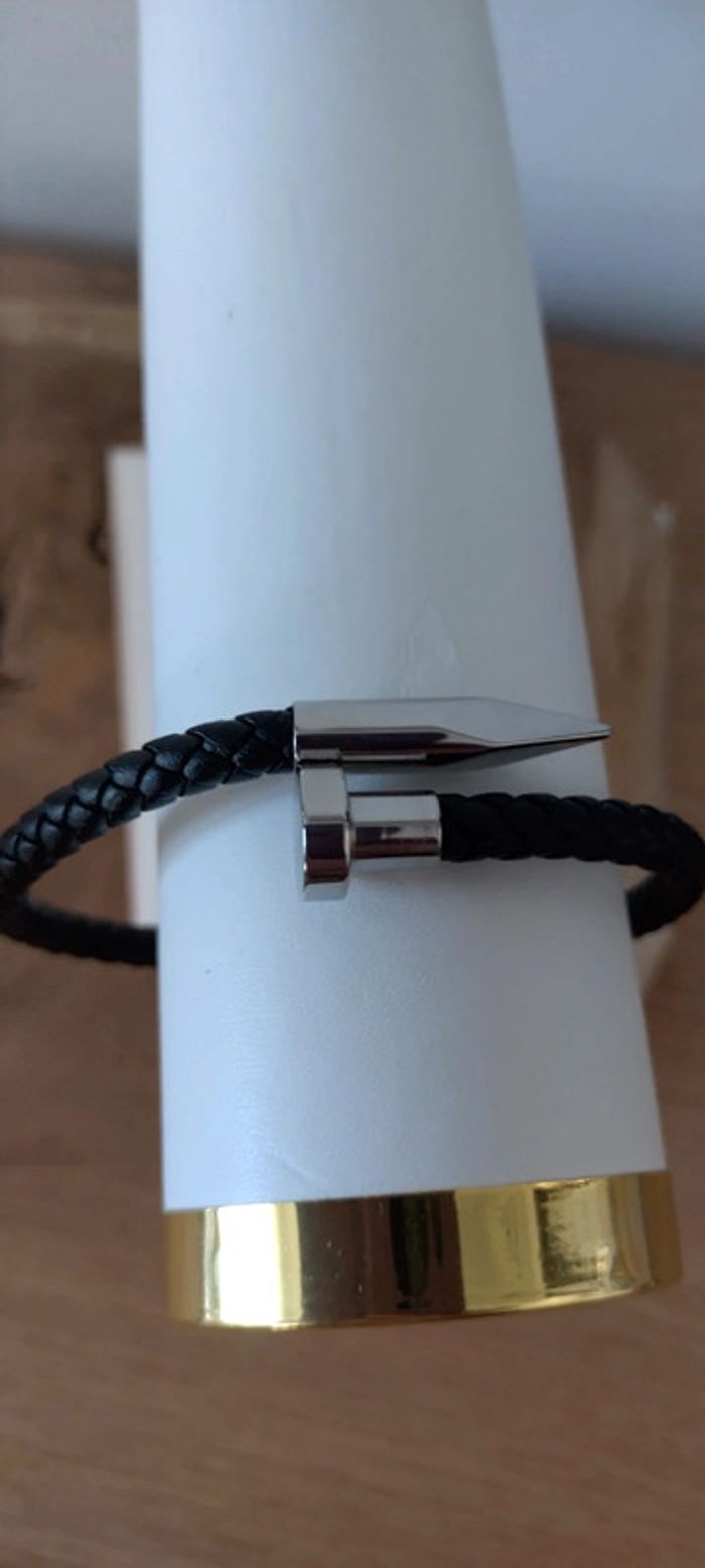 Bracelet clou tressé cuir