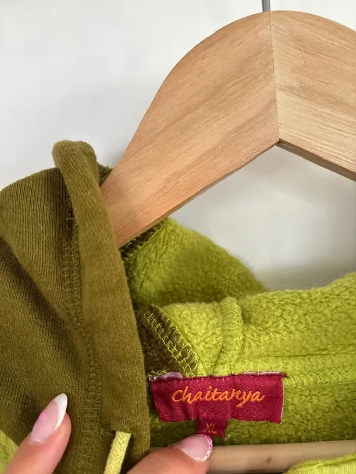 Veste verte avec capuche lutin - photo numéro 2