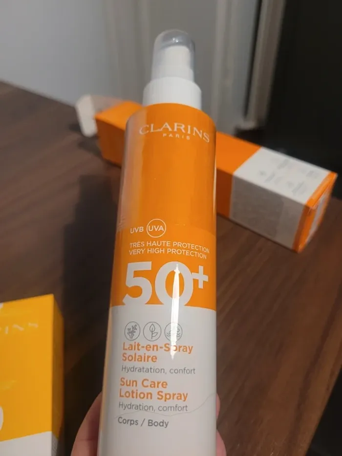 Lait en spray solaire - photo numéro 4