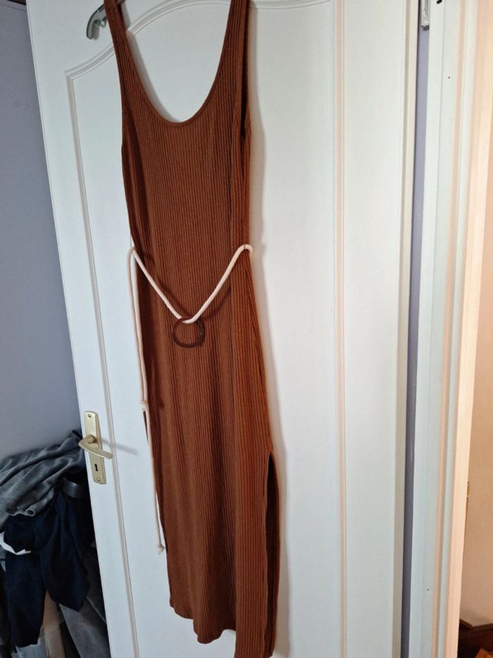 Robe longue fendue marron