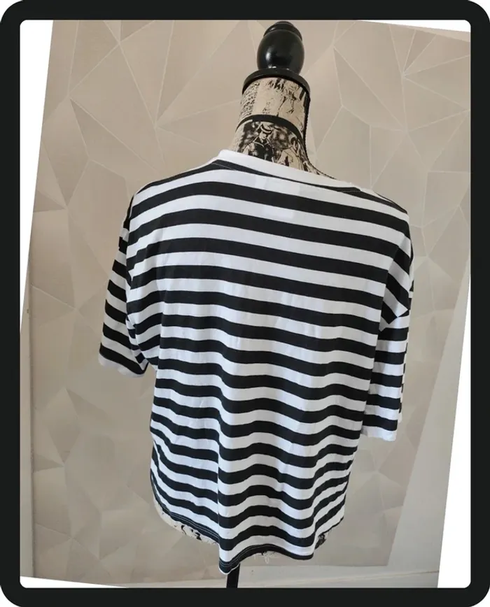 T shirt mercredi - photo numéro 3