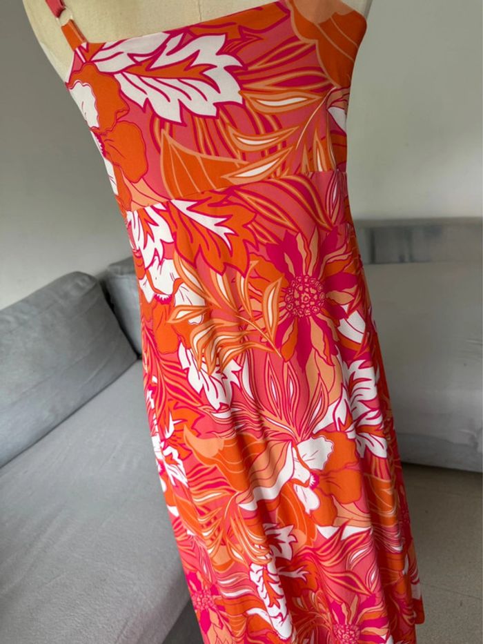 Robe fleurie en parfait état - photo numéro 3