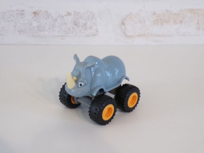Monster Trucks - Rhino - Les monstres Machines (J5)