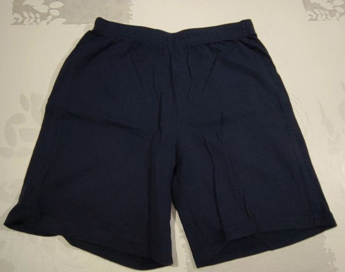Short marine T: 8/9 ans