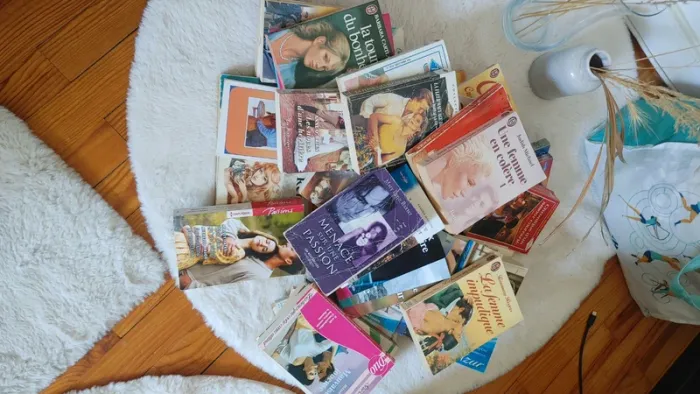 Lot de 48 livres d'amour en bon état Romance - photo numéro 6