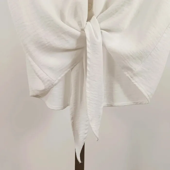 Blouse blanche à nouer - Détail plumetis au dos - Taille 38 A542 - photo numéro 5