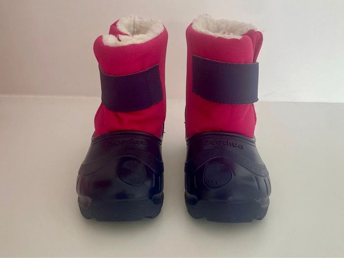 Bottes de neige Decathlon taille 22/23 parfait état - photo numéro 2
