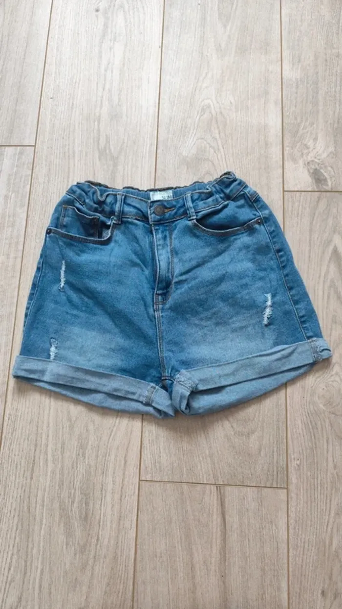 Short en jeans