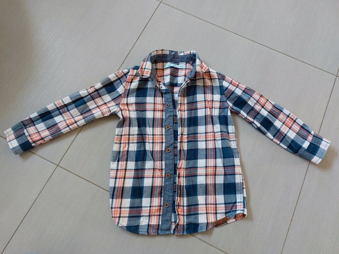 Chemise à carreaux