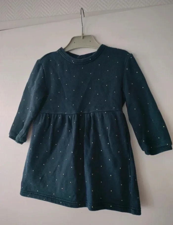 (c) Robe sweat bleu marine Kiabi 24m