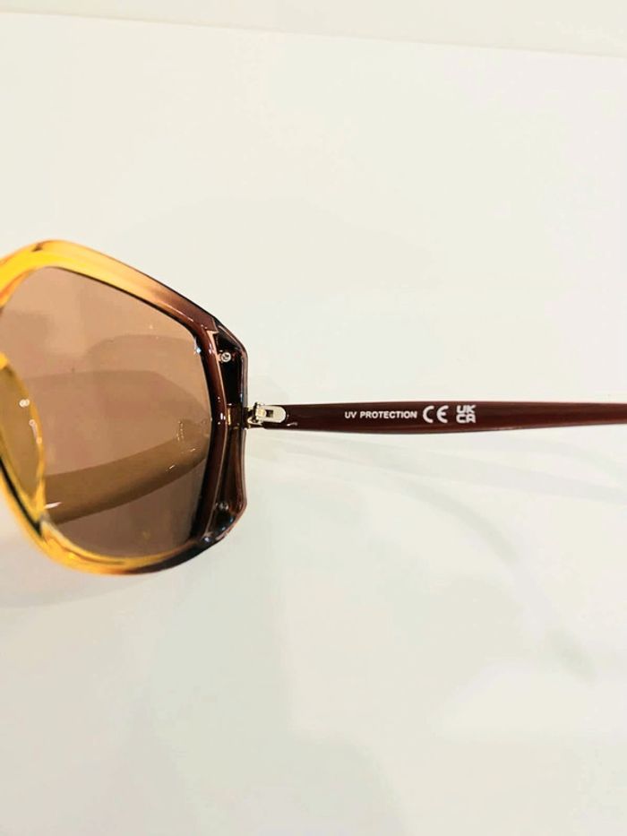 Lunette de soleil femme jaune marron et dorée UV protection catégorie 2 - photo numéro 6