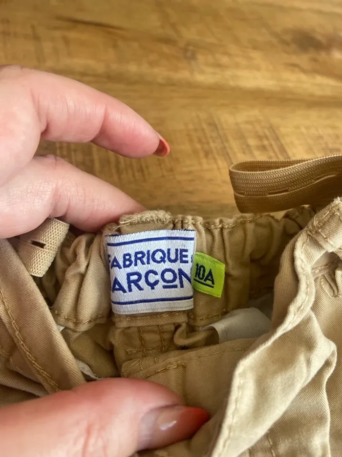 Short garçon beige - photo numéro 2