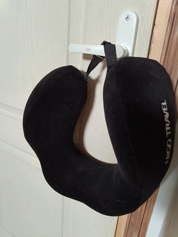 Coussin de voyage tour de cou velours mémoire de forme Ergo Travele