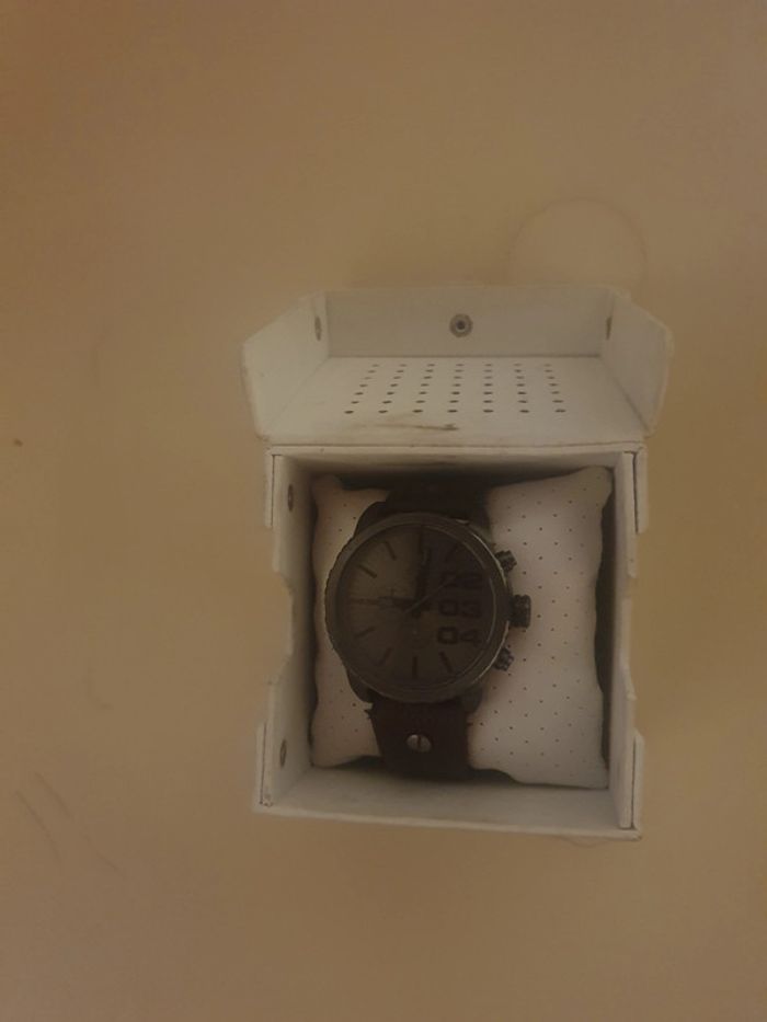 Montre diesel - photo numéro 2