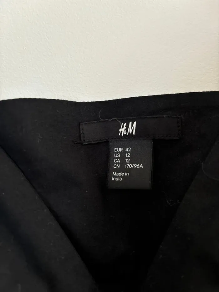 Petite robe noire - photo numéro 2