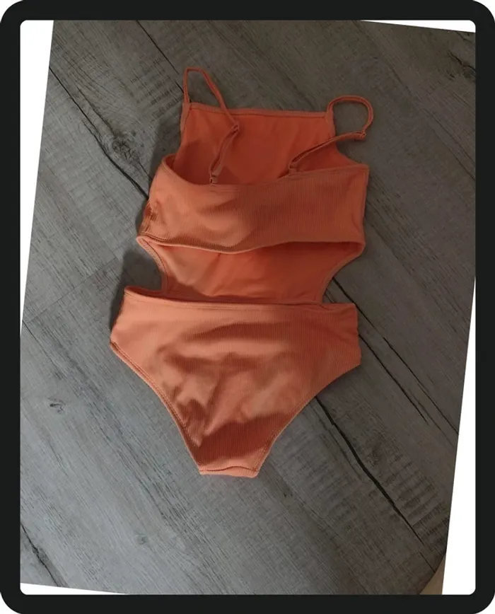 Maillot de bain - photo numéro 3