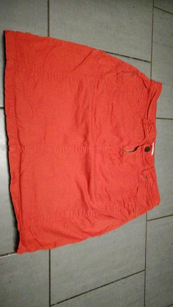 Jupe 40 super u vermillon