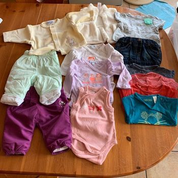 Lot bébé fille 1 mois