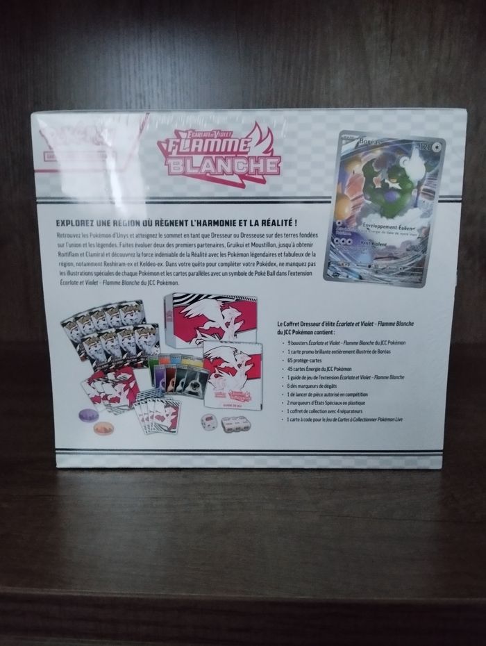Pokémon, ETB Flamme Blanche Ecarlate et violet EV11 - photo numéro 3