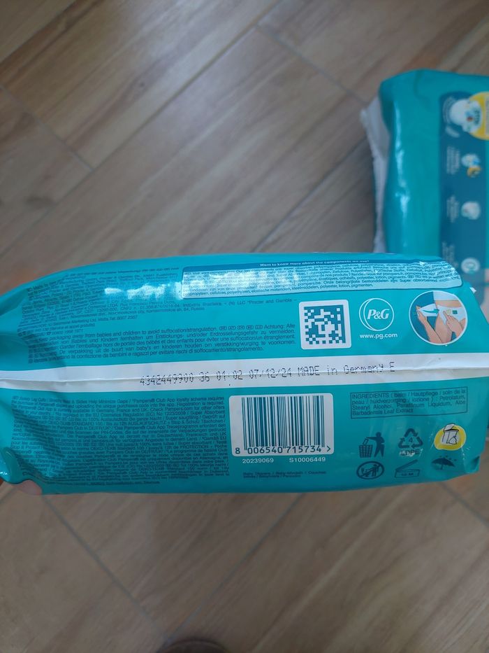 Couches pampers baby dry taille 4 196couches - photo numéro 6