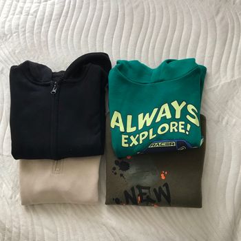 Lot de 4 sweats Primark 5/6 ans