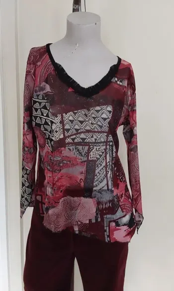 Joli haut chic voile rouge et noir Halogène T 40/42