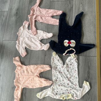 Lots de pyjamas bébé