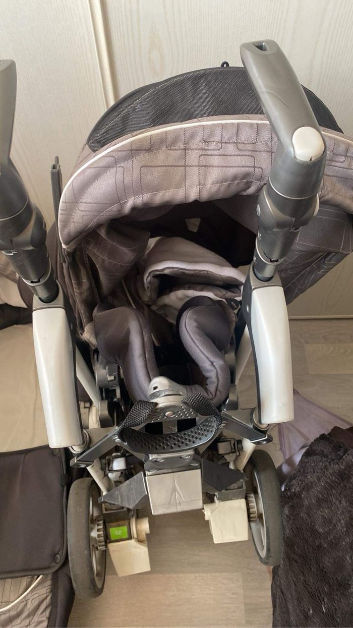 À vendre poussette - photo numéro 2