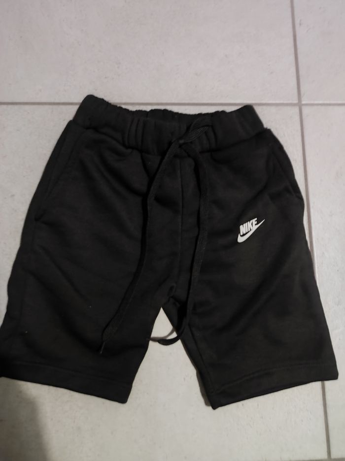Short nike - photo numéro 3