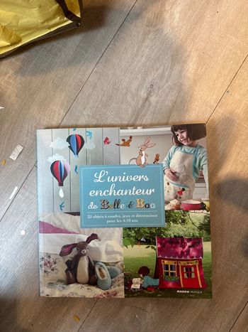 Livre l’univers enchanteur de belle et boo neuf