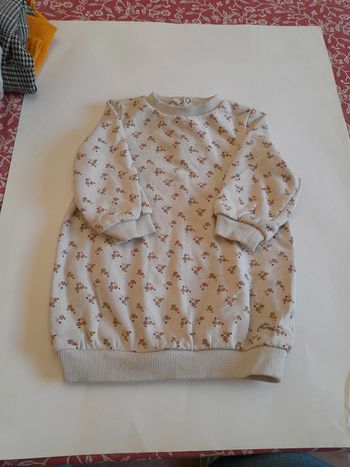 Robe sweat à fleurs