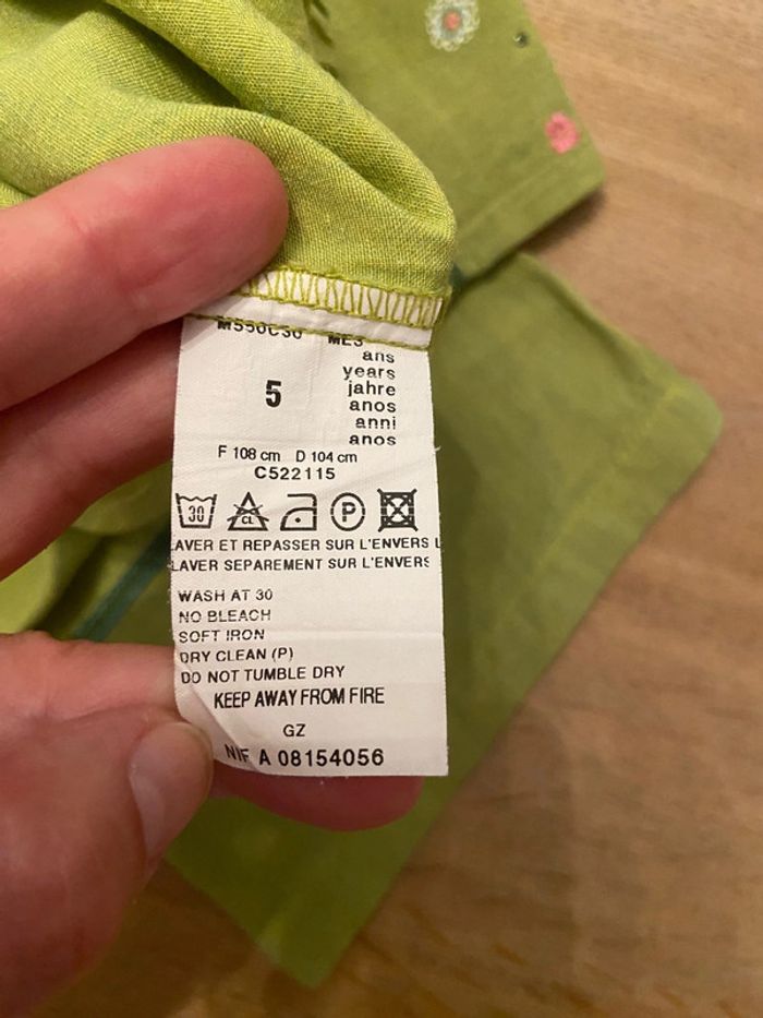 Pantacourt vert brodé neuf Catimini taille 5 ans - photo numéro 10