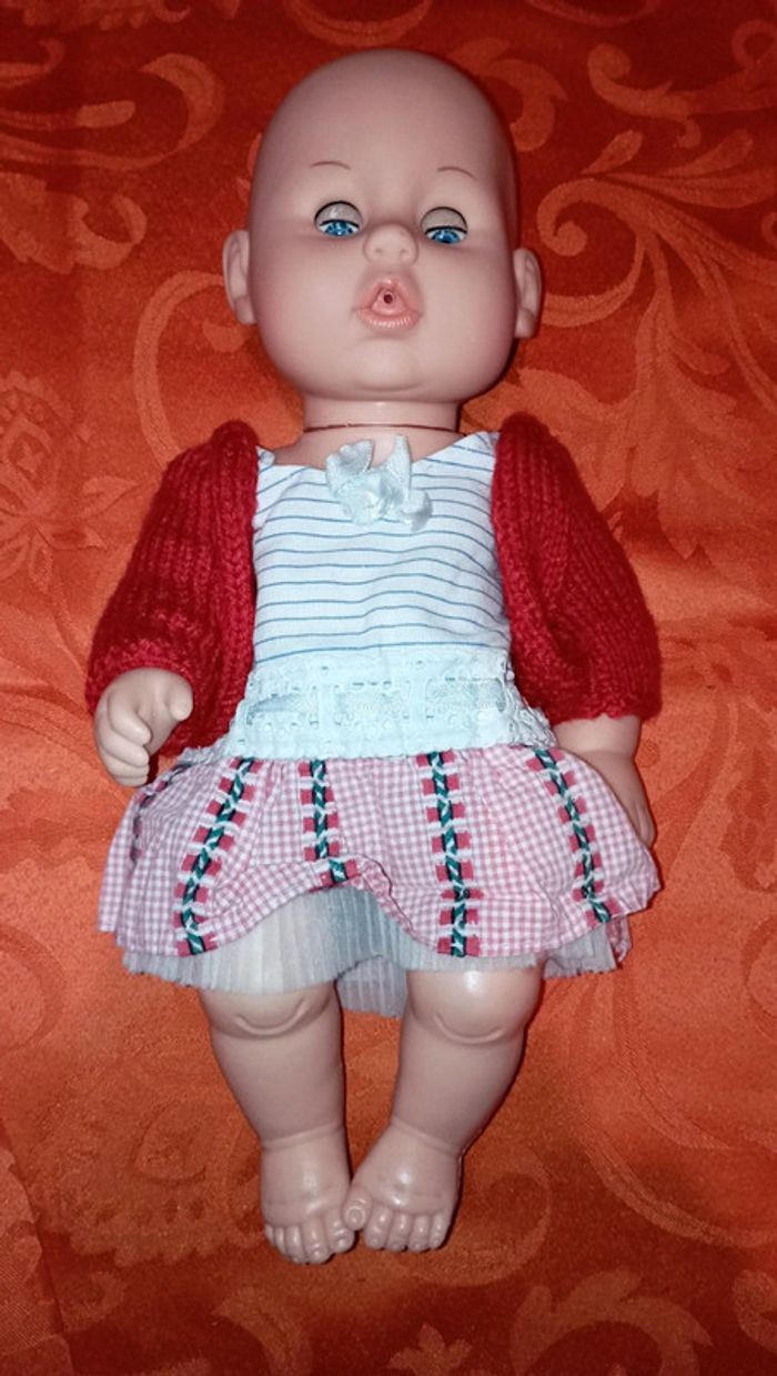 Poupon habillé - photo numéro 2