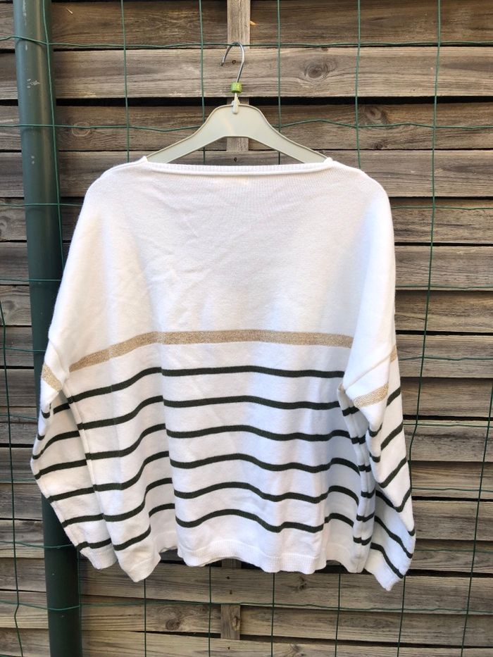 Pull col v  ineo made  in italy - photo numéro 4