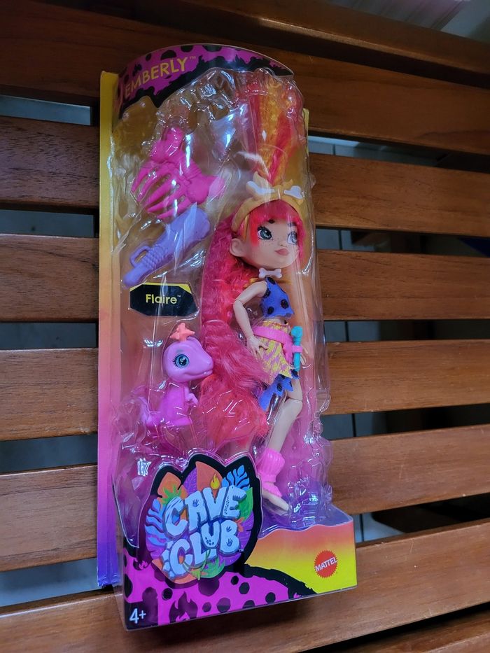 Poupée comme barbie " Flaire " - photo numéro 2