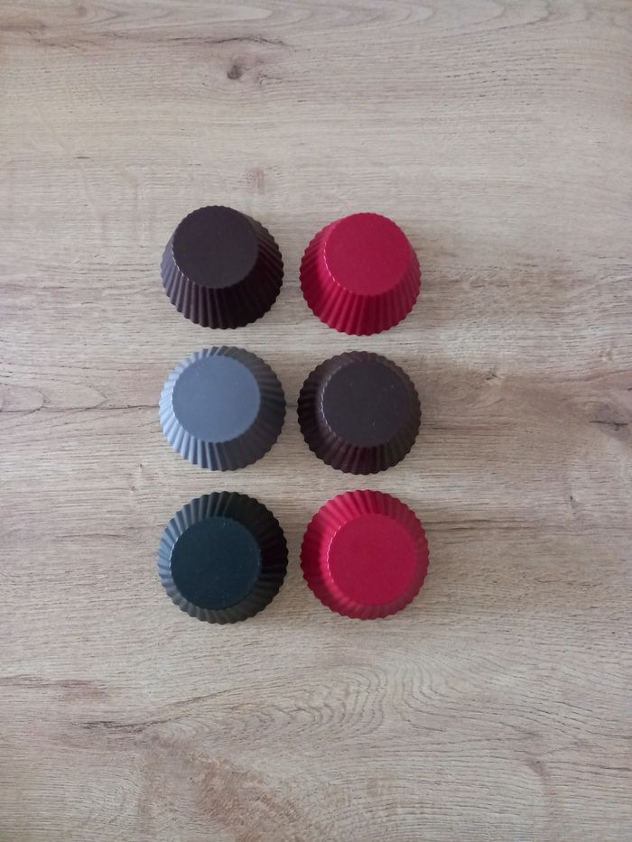 Moules cupcakes/muffins en silicone " ×6 " - photo numéro 2
