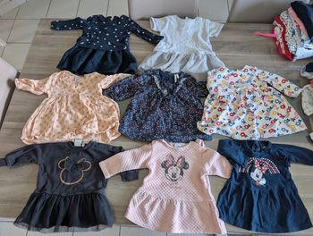 Lot de 8 robes manches longues fille