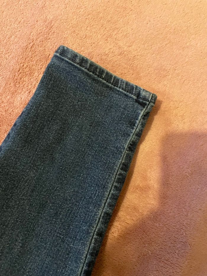 Jean H&M femme bleu foncé - taille 34 - coupe slim - taille élastique - photo numéro 2