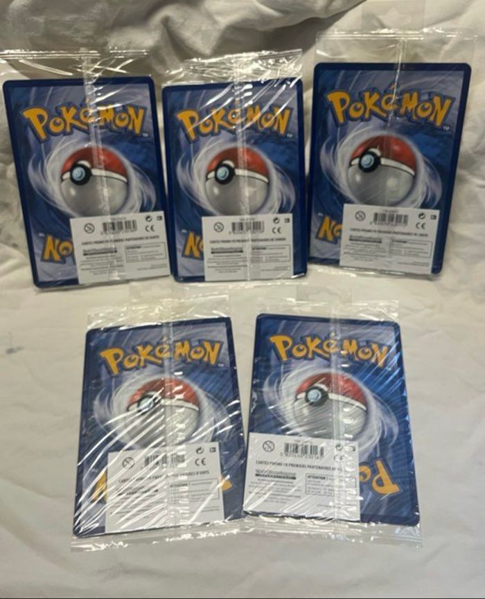 5 Boosters Pokémon 25 ans neufs scellés - photo numéro 9