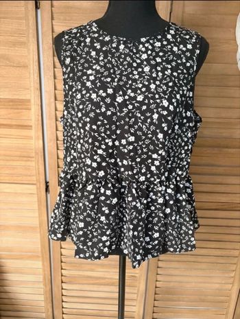 🌸 Top fluide à nouer dans le dos – Taille L 🌸