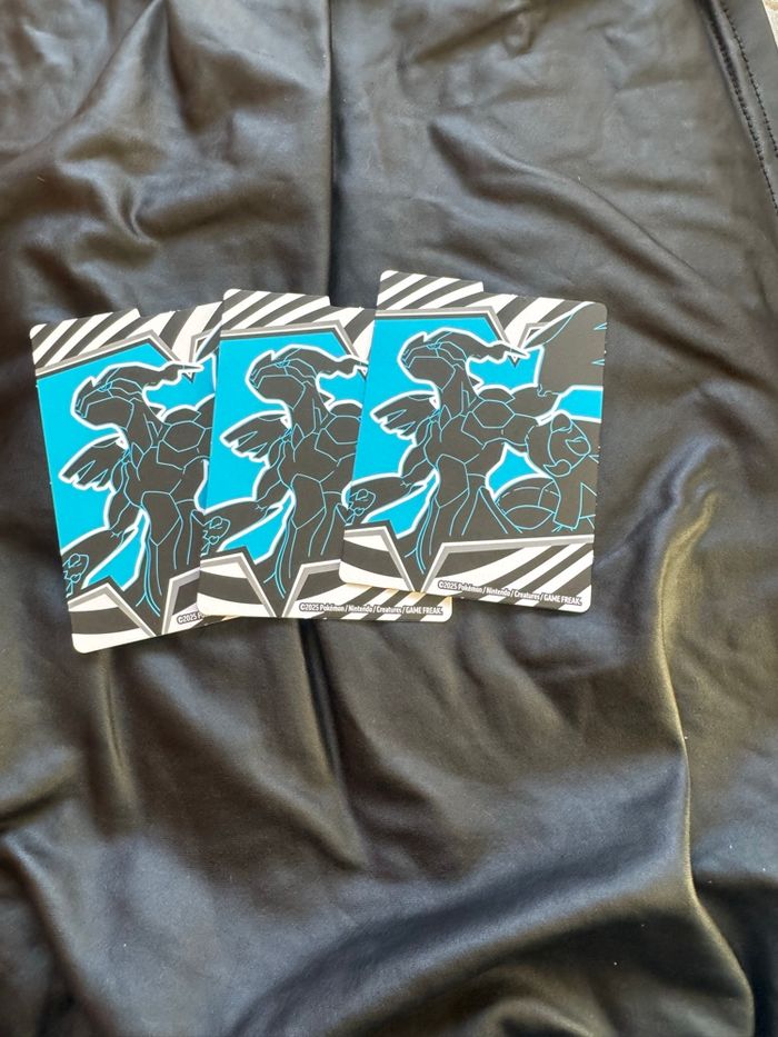 Coffret carte Pokémon à jouer et à collectionner - photo numéro 2