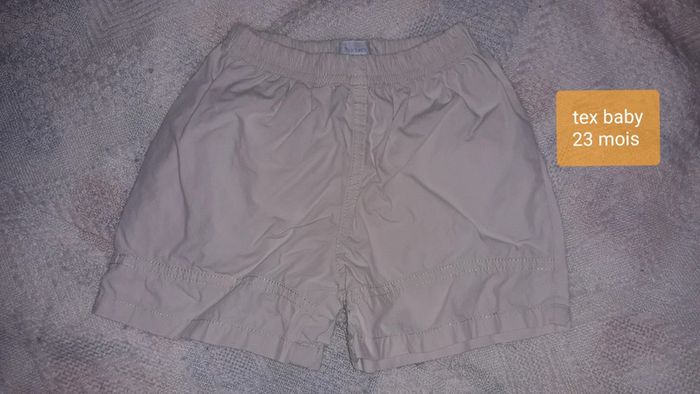 Short tex baby 23 mois