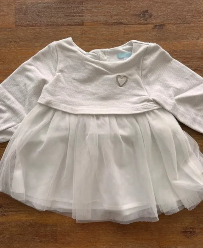 Lot vêtement fille 12 mois - photo numéro 2