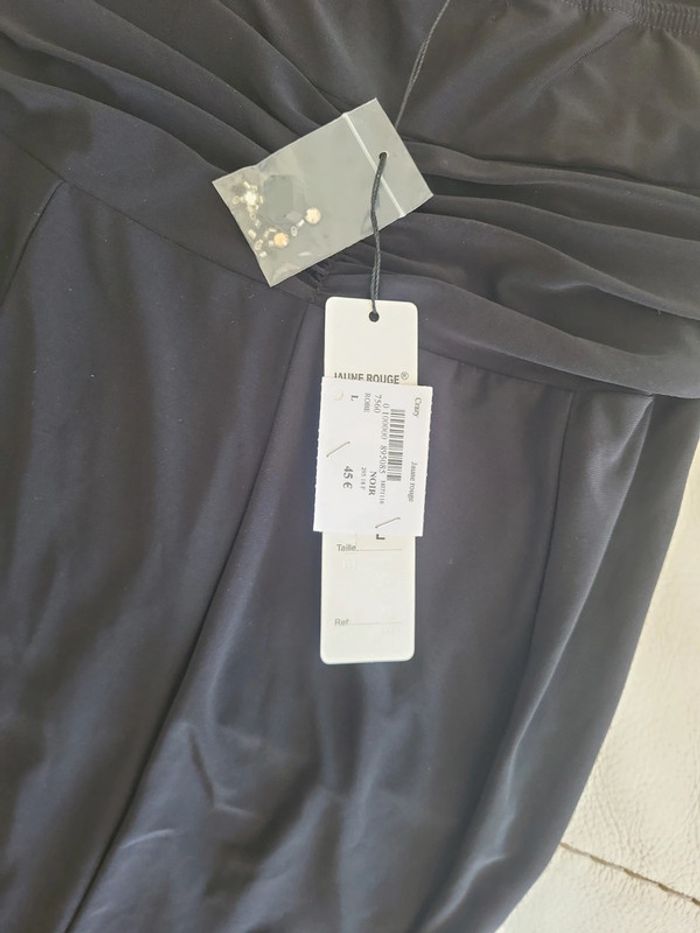 Sublime robe noir neuve. - photo numéro 4