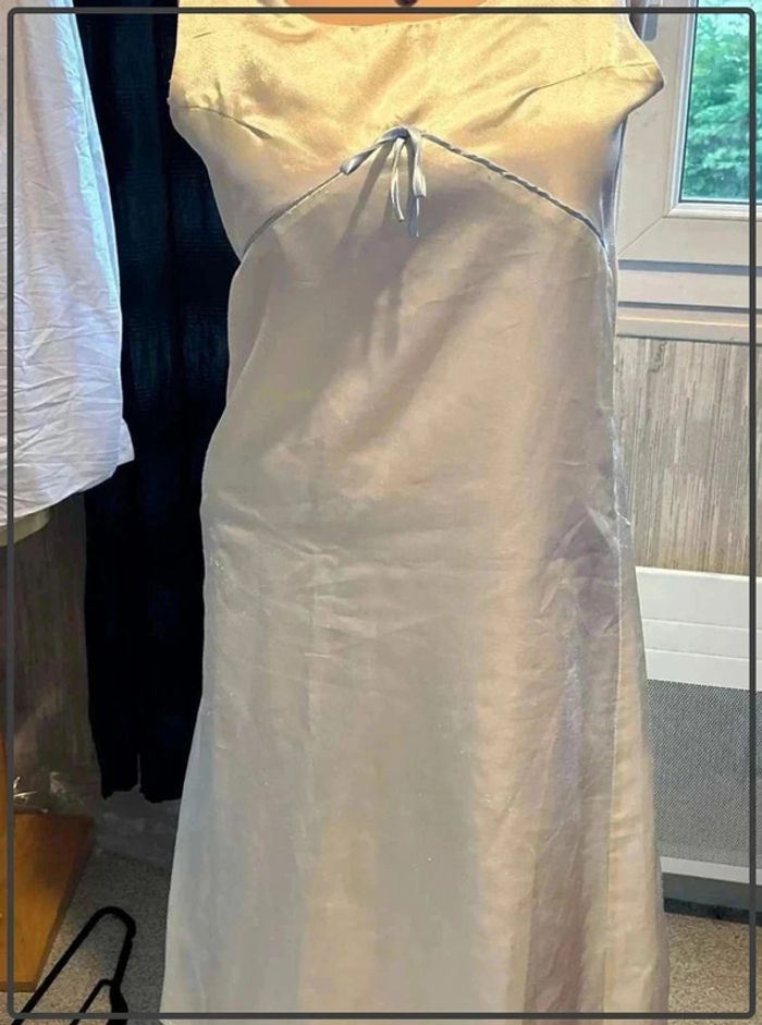Nuisette  taille42/44 marque  carré  d'azur - photo numéro 2