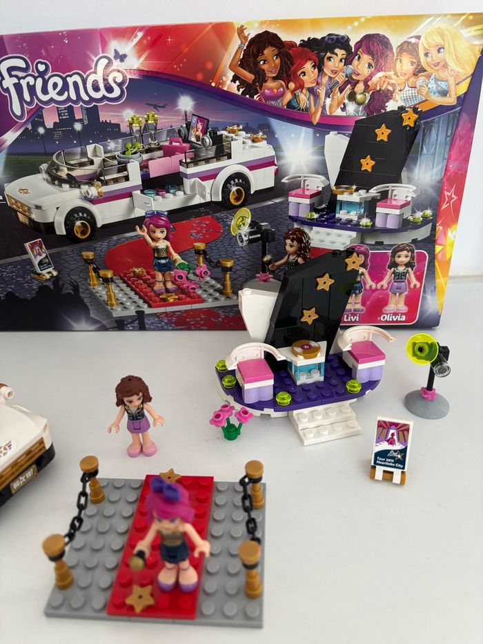 Lego Friends 41107 - La limousine de la chanteuse - photo numéro 2