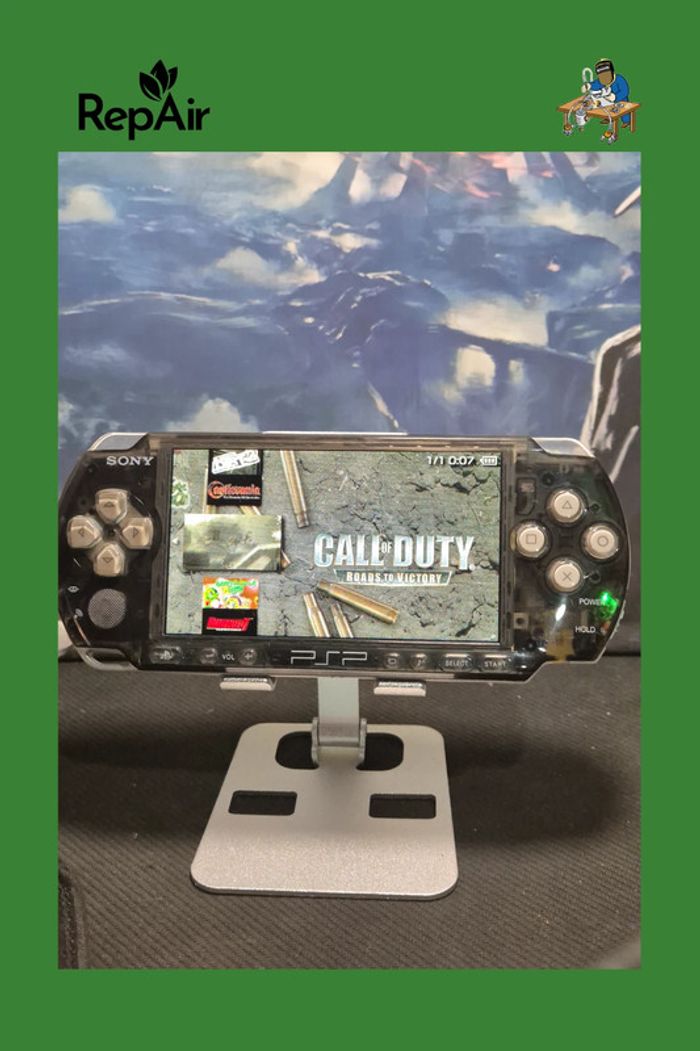 PSP 3000 - Noire Transparent - Modifiée 128Go